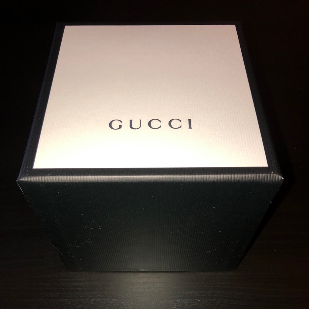 Gucci G-Timeless Iconic watch - Picture 4 of 11